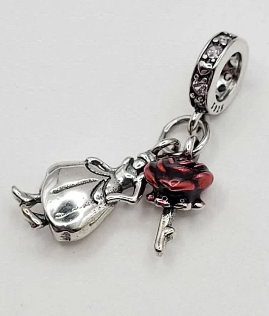 925 Sterling Silver Fairy Tale Alice Magic Key Charm Pendant