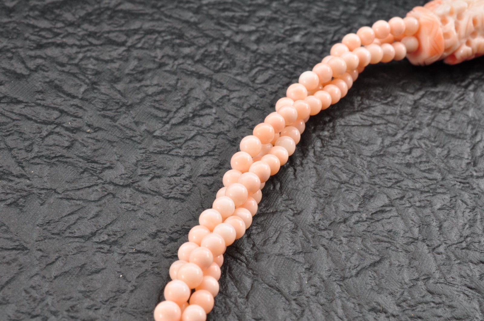 14k gold clasp pink coral necklace carved “cherry blossoms” Certification box.