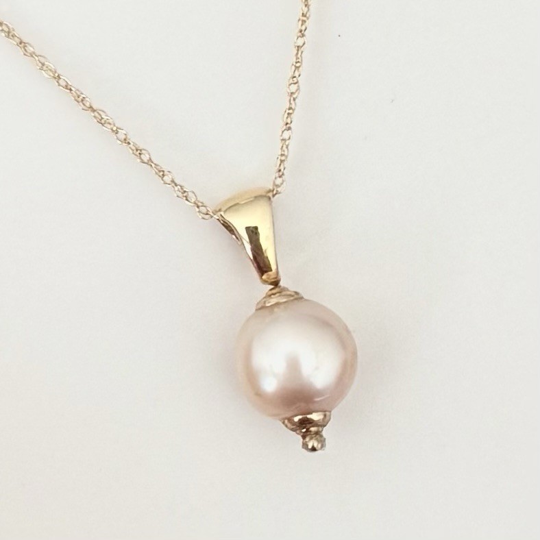 14K Yellow Gold Blush Pink Pearl Pendant Necklace 18″ Original Box