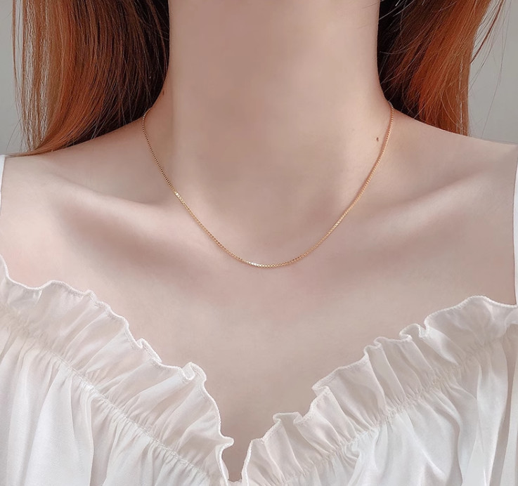 Pretty 14 Karat Solid Rose Gold 0.45mm Classic Box Chain Necklace – 18 Inch