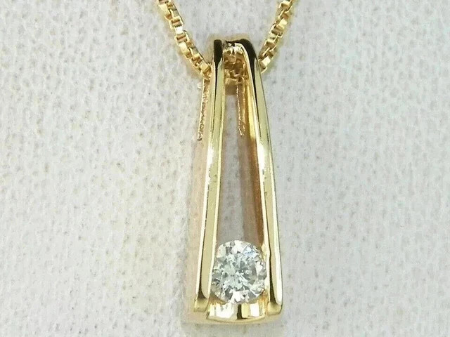 Real Moissanite 2.00Ct Round Cut Women’s Pendant 14k Yellow Gold Plated Silver