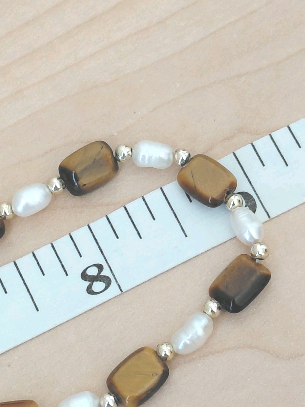 Brown Gemstone & Pearl Necklace/Very Good Used Condition /Measures 18 In Length