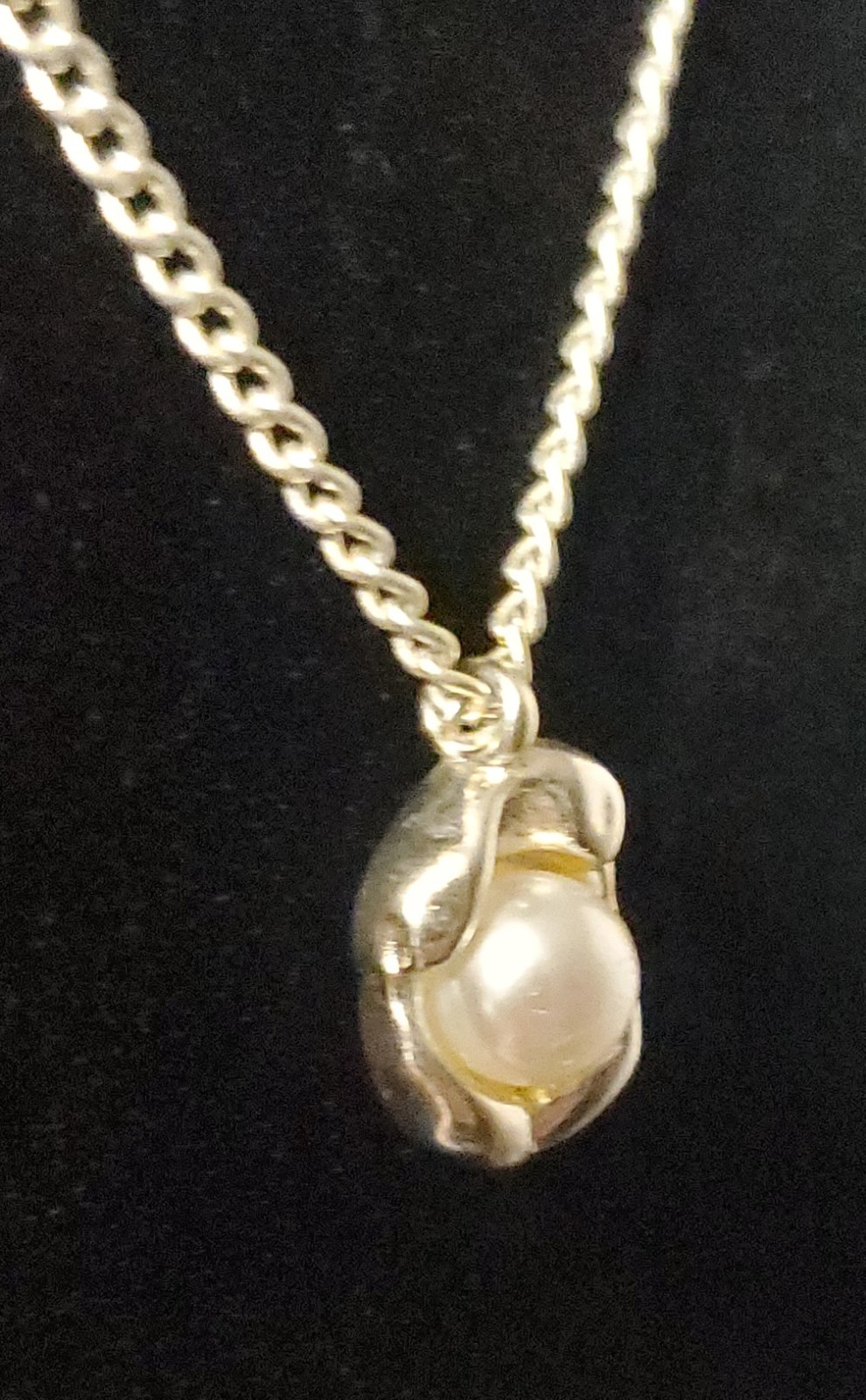 925 Sterling Silver Molten Pearl Pendant Necklace – 17″ Curb Chain + 1″ Extender