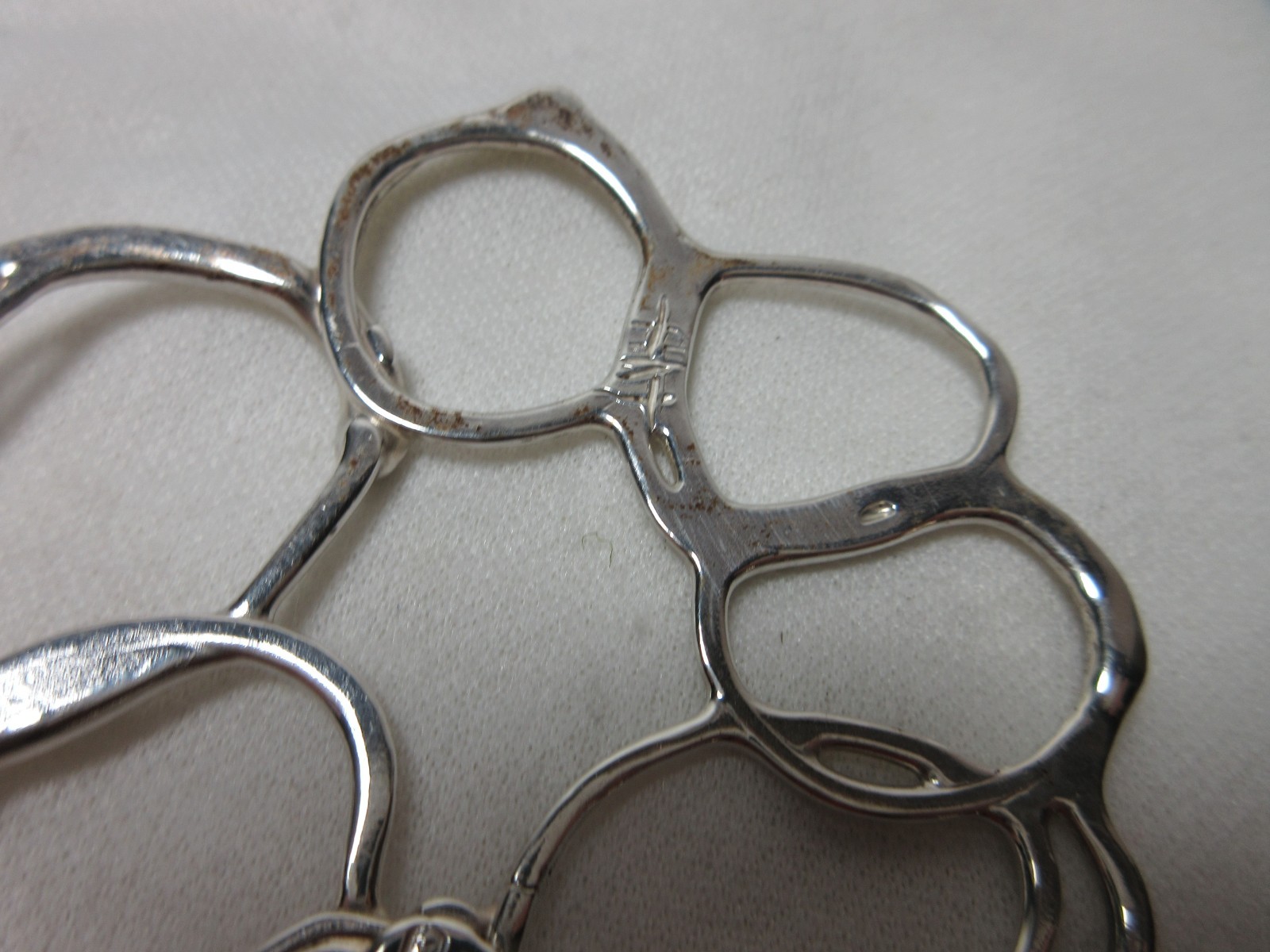 VINTAGE STERLING NECKLACE PENDANT MODERN DESIGN UNKNOWN DESIGNER #82