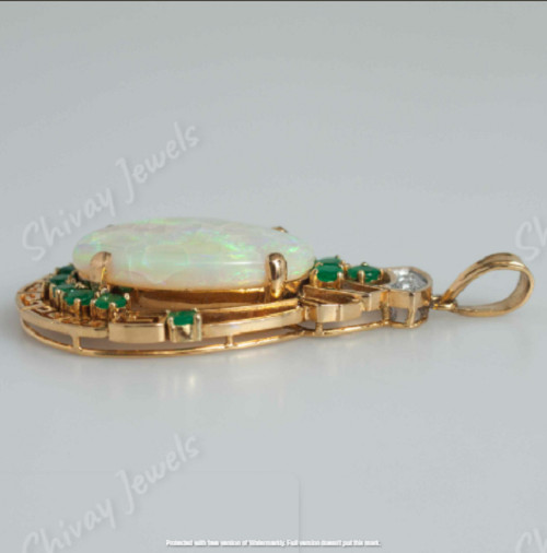 Natural Fire Opal 2Ct Oval Cut Solitaire Pendant 14K Yellow Gold Plated Silver