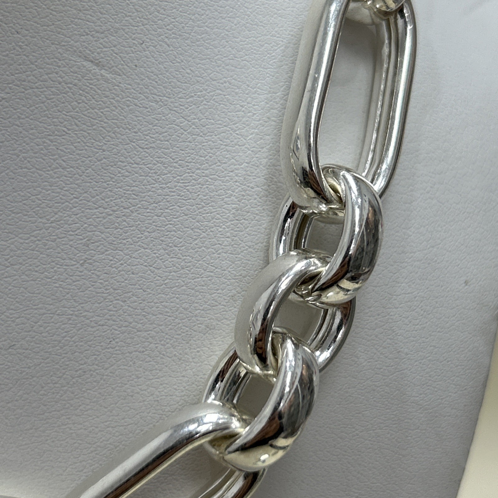 .925 Solid Sterling Silver Figaro Link Chain Necklace 13.6mm 18” 67.3g