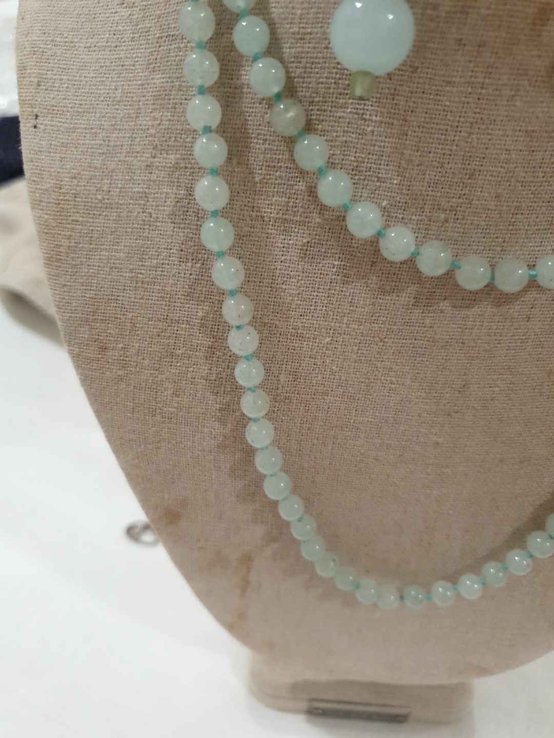 Vtg Hand Knotted Jade Necklace Jewelry Sea Green Beads & Dangling Earrings