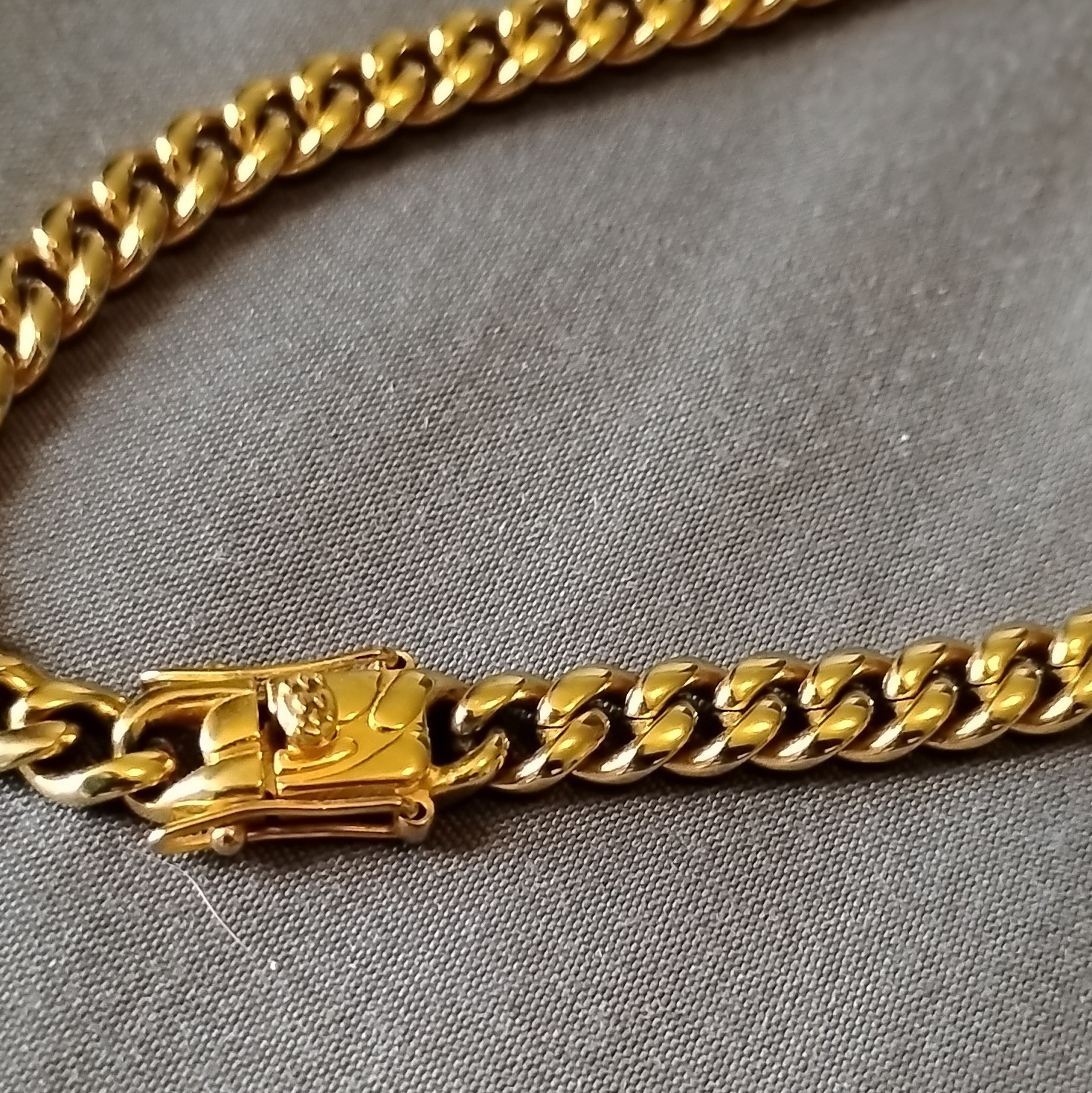 SPCY Brand Yellow Gold Curb Link Chain Necklace 28″ Long