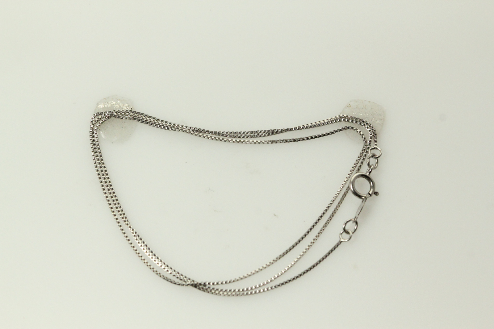 925 Sterling Silver 18″ Thin Box Chain 1.1 Grams (NEC4329)