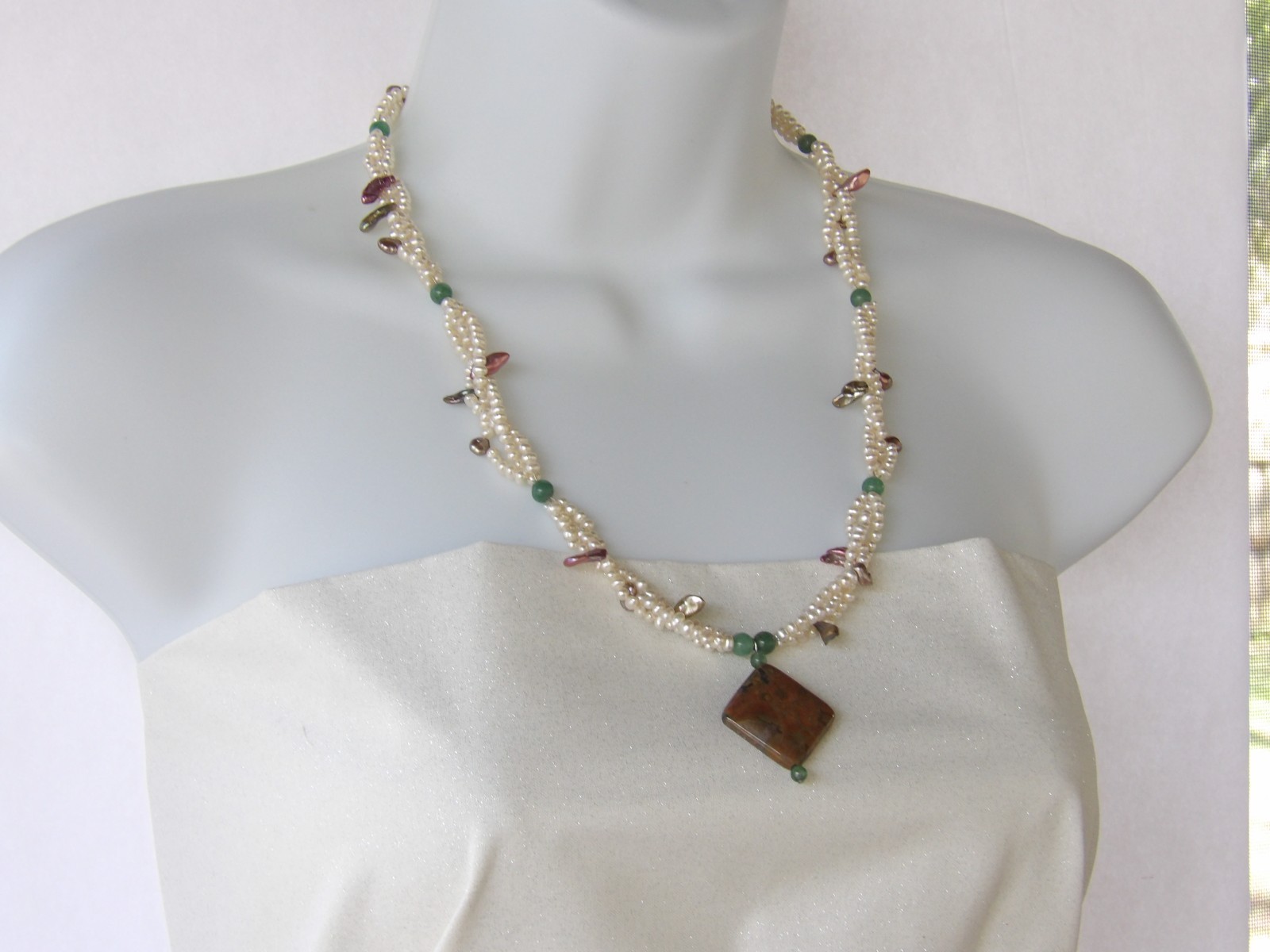 23 inches long Multicolor Aventurine & Genuine Freshwater Pearl Necklace NK958