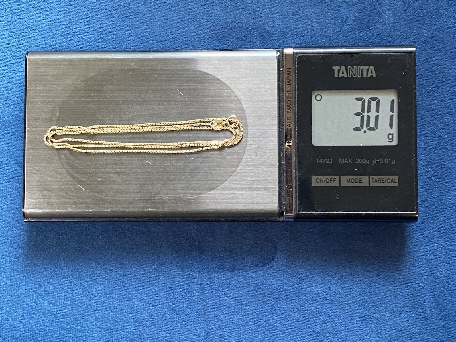 Solid 14k Yellow Gold 1.0mm Box Chain Necklace 3.01 Grams- 21 Inches