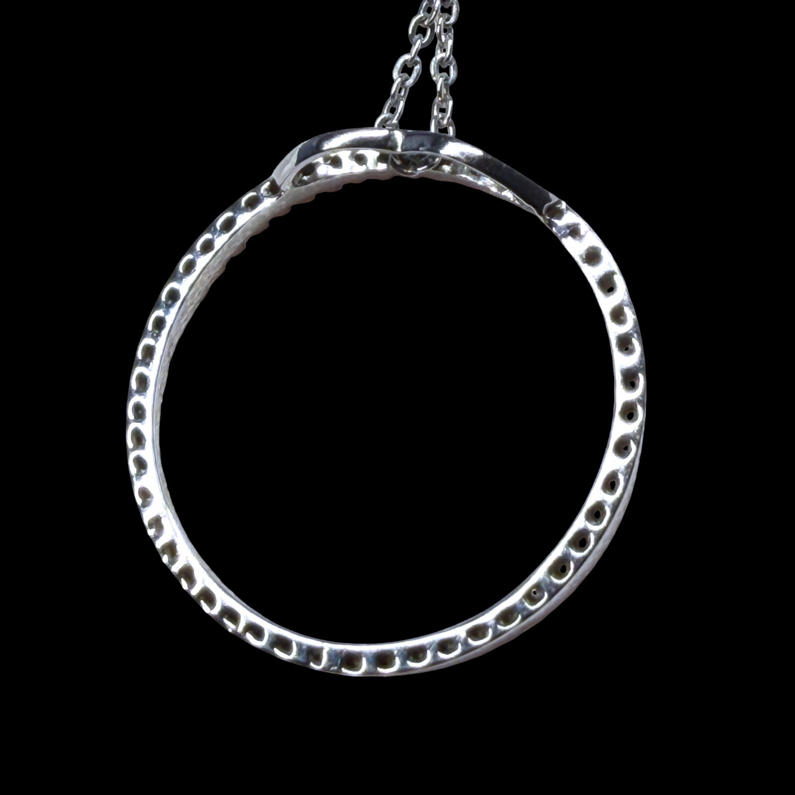 1990s 14K White Gold Pave Set Circle Pendant Necklace Italy Lobster Clasp 16in