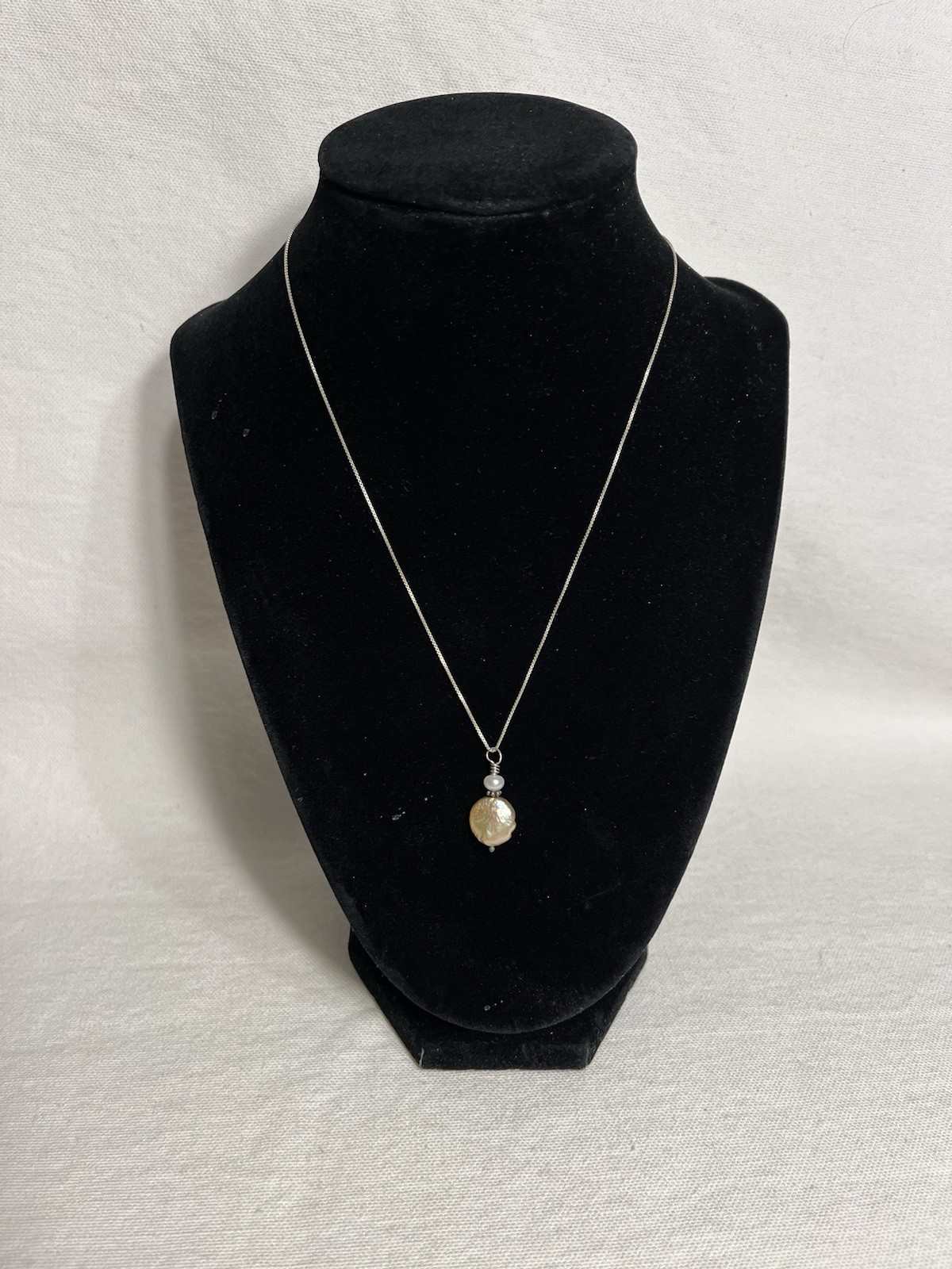 Vintage Sterling Silver .925 Necklace with Artisan Coin Pearl Pendant