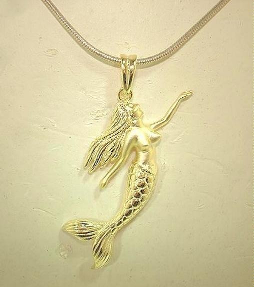 24MM YELLOW OR ROSE GOLD PLATED 925 SILVER BRUSH SATIN HAWAIIAN MERMAID PENDANT