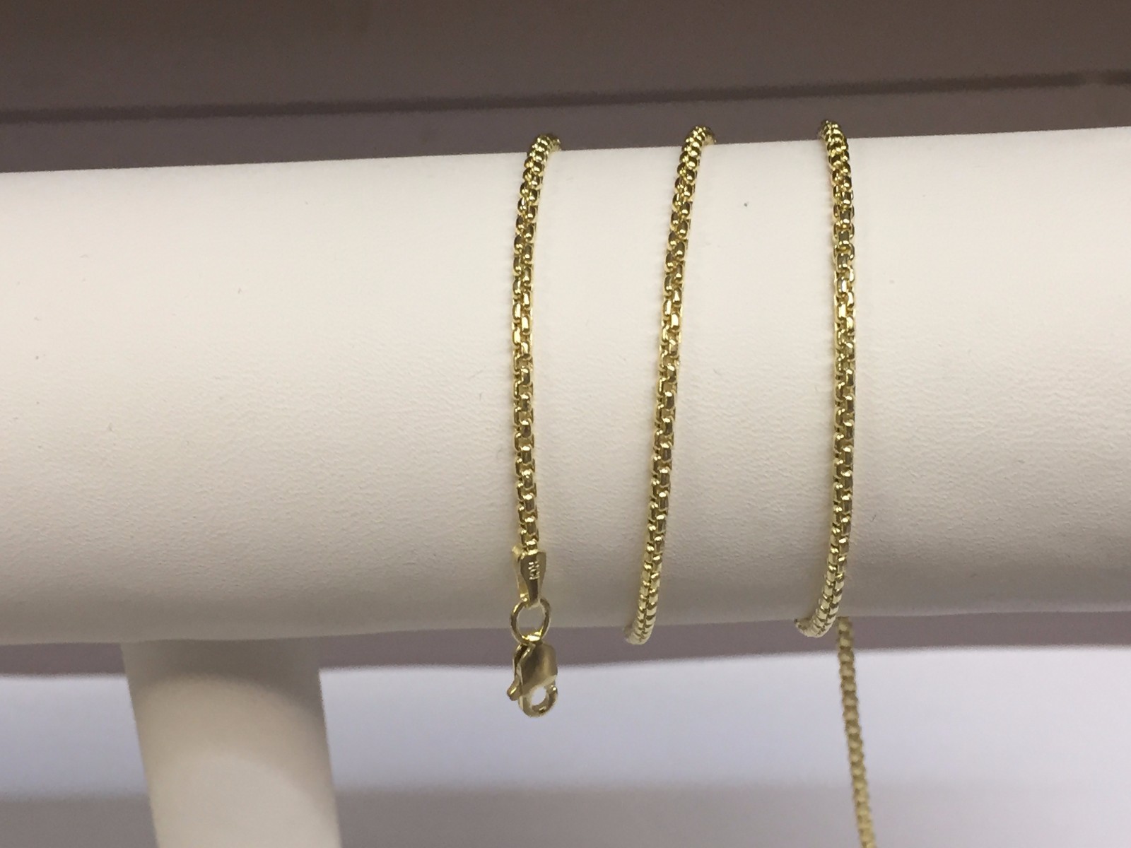 14k Yellow Gold 18″ Round Box Link Pendant Chain/Necklace 1.3 mm 2 Grams
