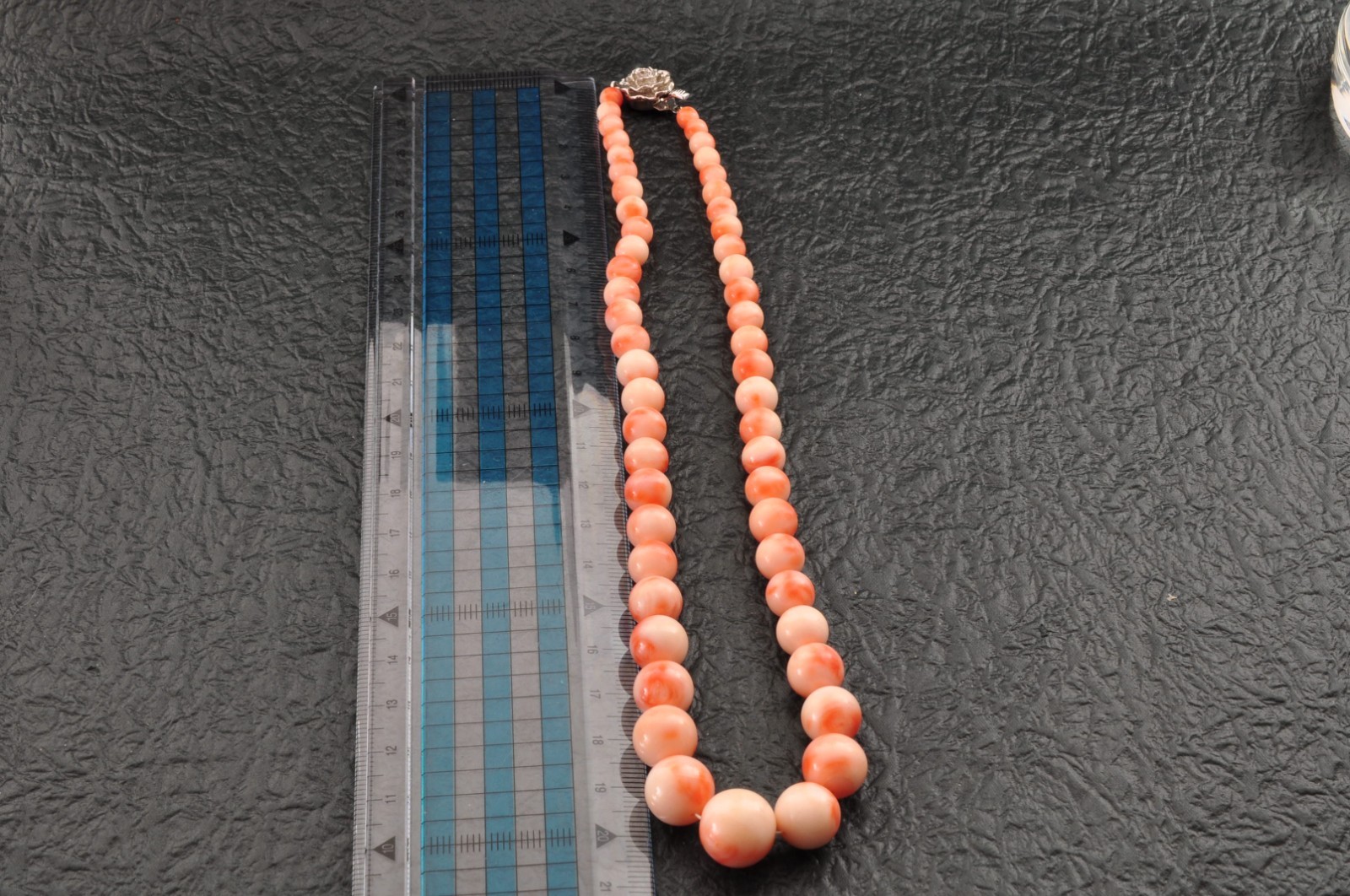 Angel skin coral Necklace and rose earrings set (17.3in 255ct) and Certificate.