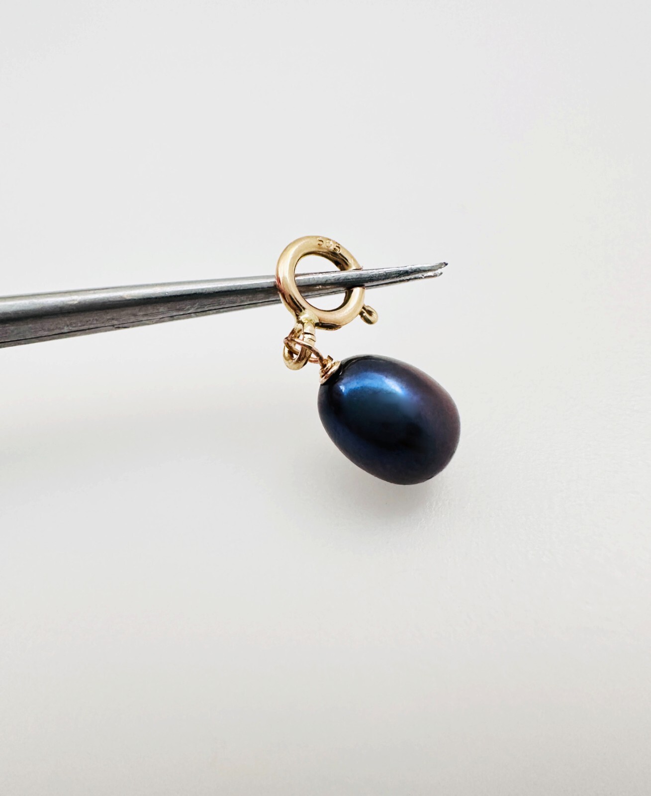 14K Solid Yellow Gold Dangle 6mm Mini Peacock Pearl Charm Pendant w/Spring Clasp