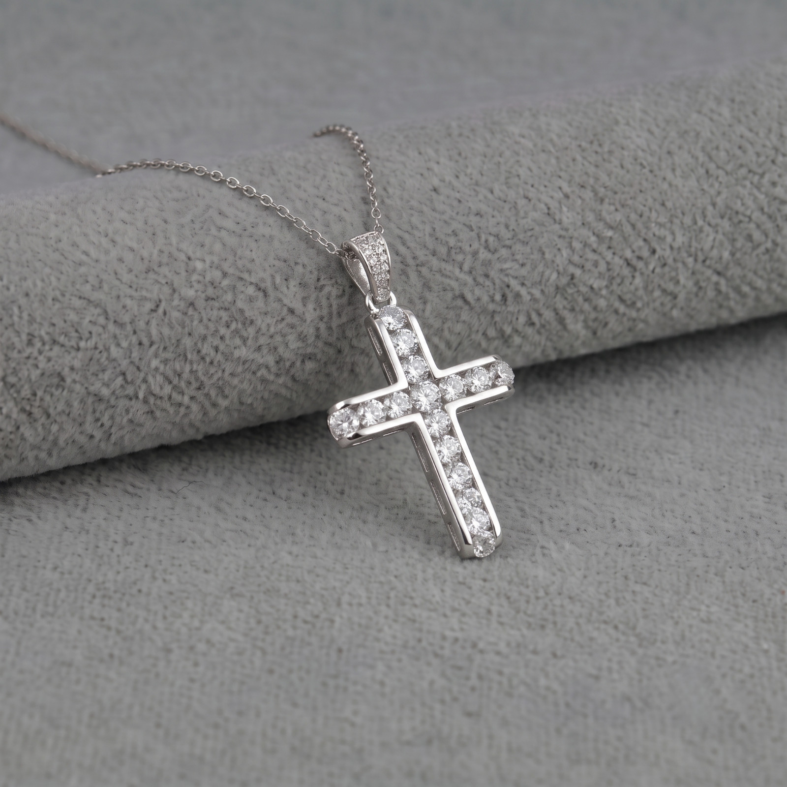 IGI Certified Round Cut Lab Grown Christian Cross 14K White Gold Pendant
