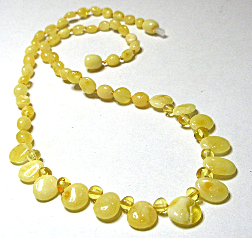 Baltic Amber Women’s Necklace Elegante Egg Yolk Butterscotch 45 cm – 18”
