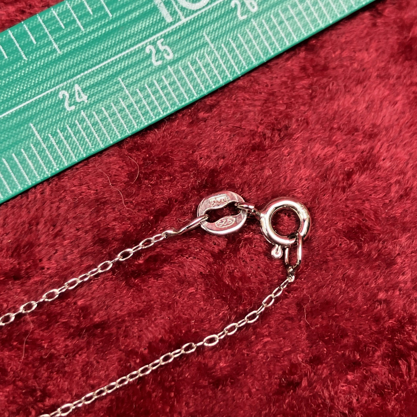 RH Macy’s Diamond Initial ‘T’ 18in Pendant Neckace 925 Silver 1/10 cttw RP $100