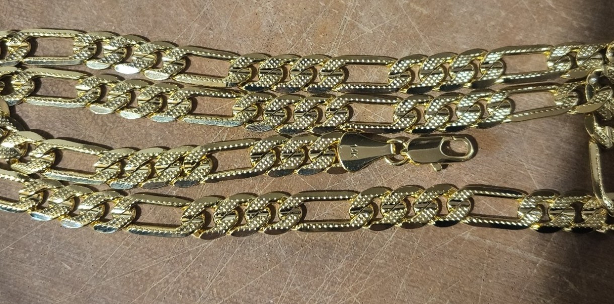 14k gold 8 mm wide Figaro fancy link necklace chain 24″ inch long