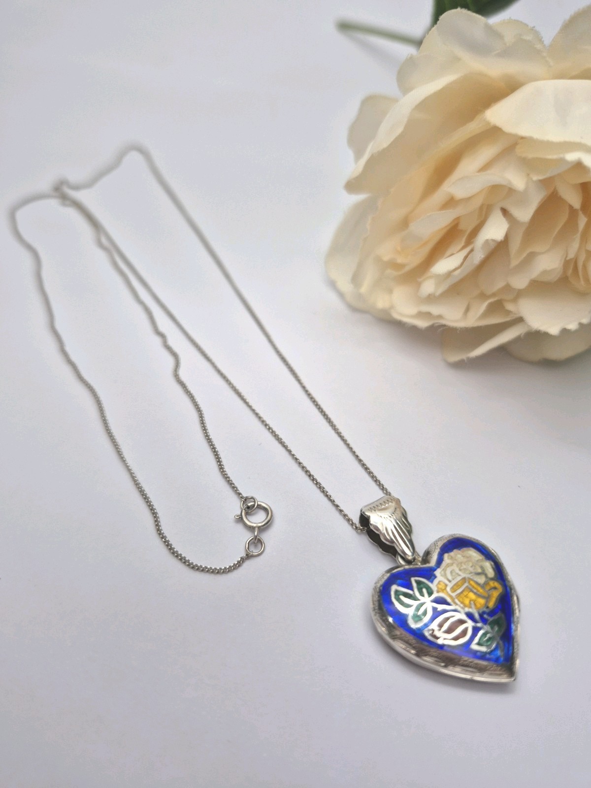 LOCKET – Sterling Silver and Enamel Heart Double Photo Locket Necklace /Chain.