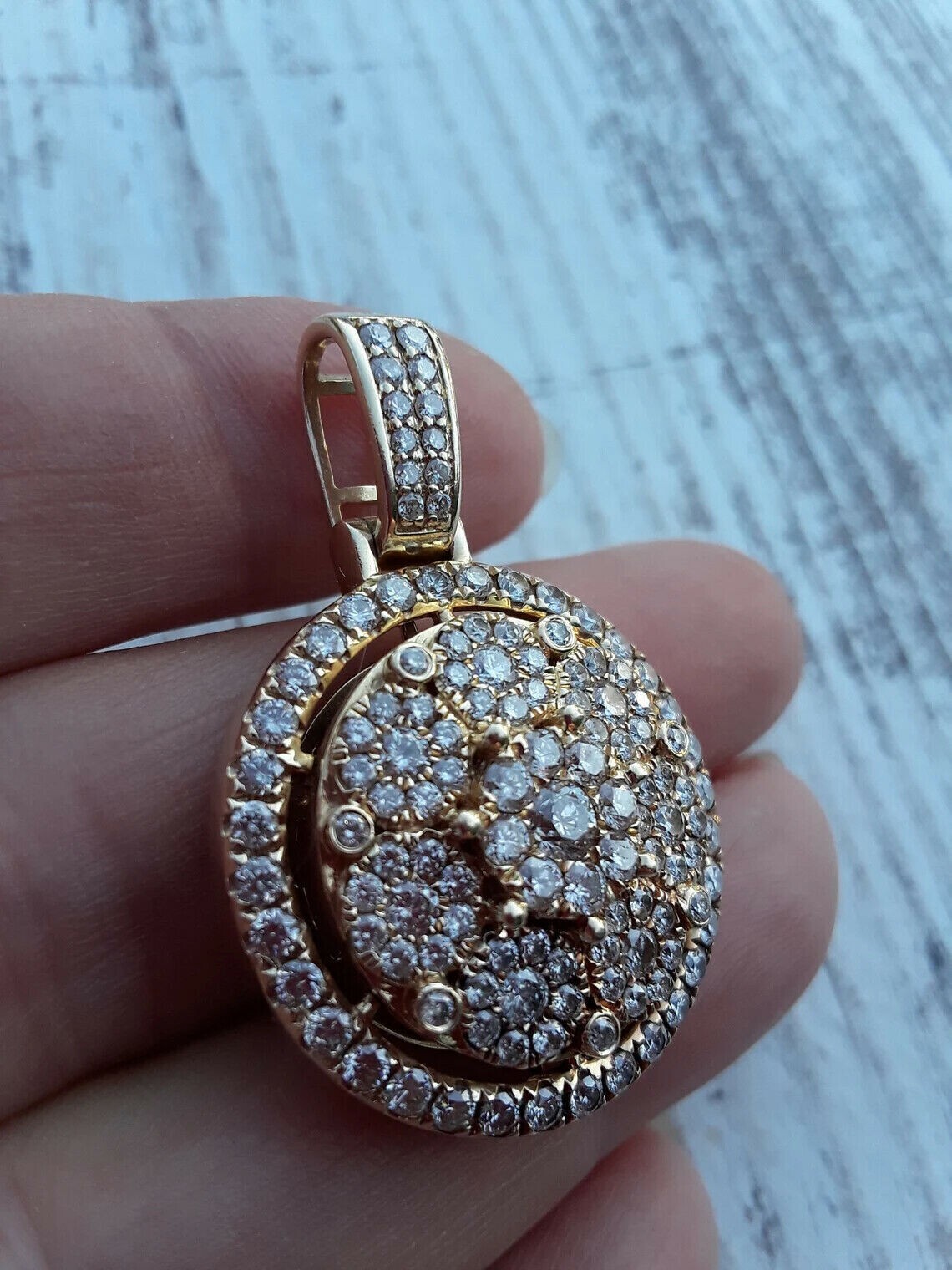 3Ct Round Cut VVS1/D Diamond Cluster Pendant 14K Yellow Gold Finish Free Chain