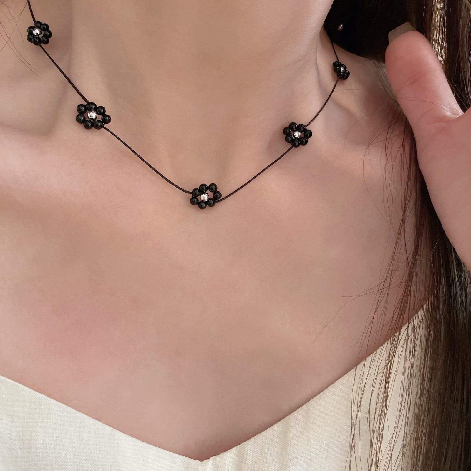 Dainty Black Flower Beaded Choker Necklace S925 Silver Minimalist Korean Jewelry