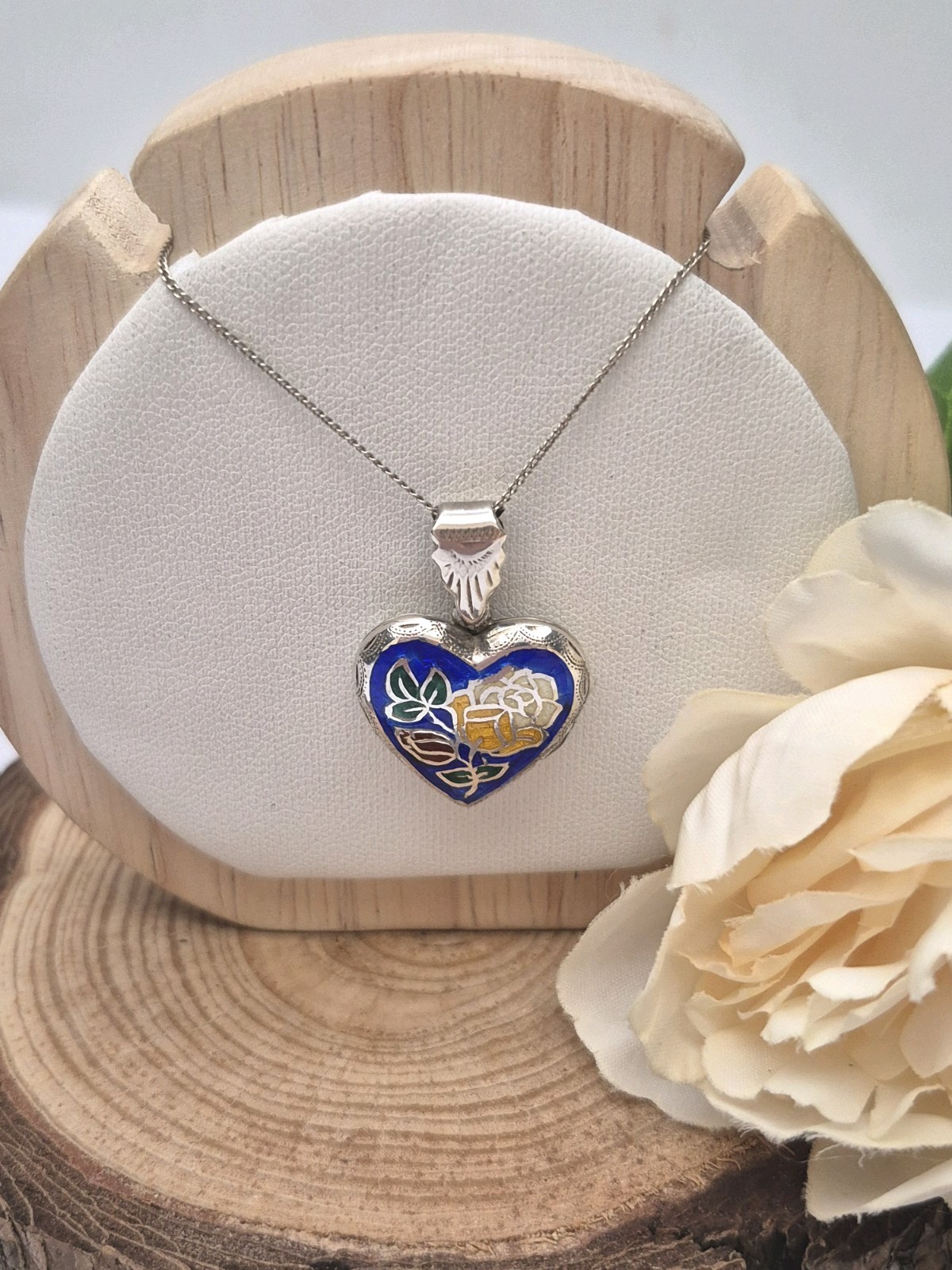 LOCKET – Sterling Silver and Enamel Heart Double Photo Locket Necklace /Chain.