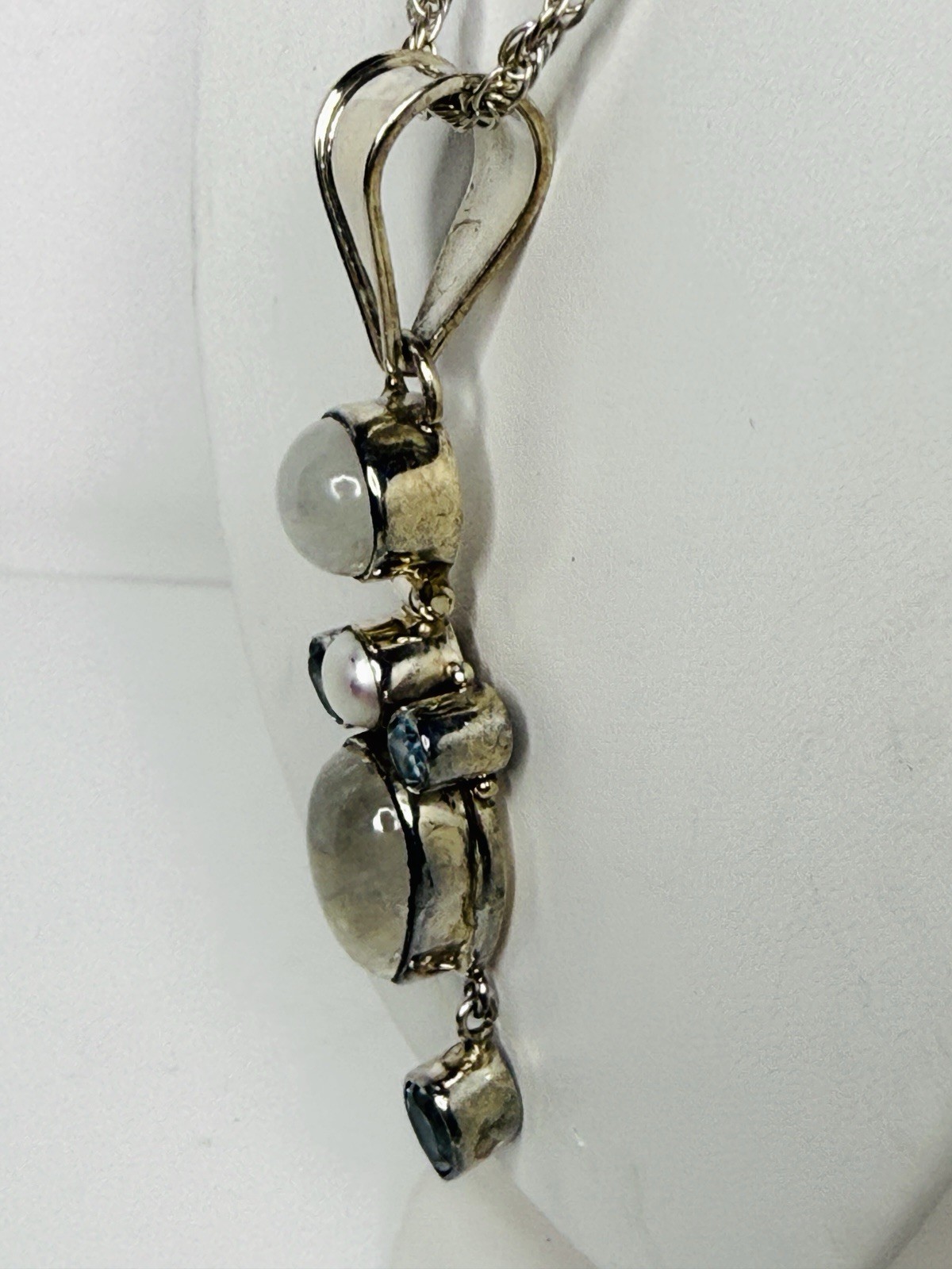 925 Sterling Silver Necklace w/ Rainbow Moonstone, Blue Topaz, Pearl Pendant 36g