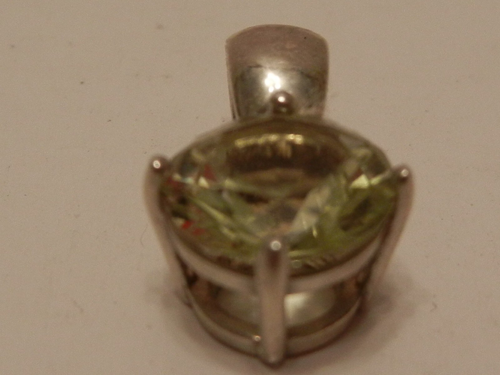 Sterling Silver Limon Quartz Pendant Round Prong Set Stone Lime Yellow 2 Carats