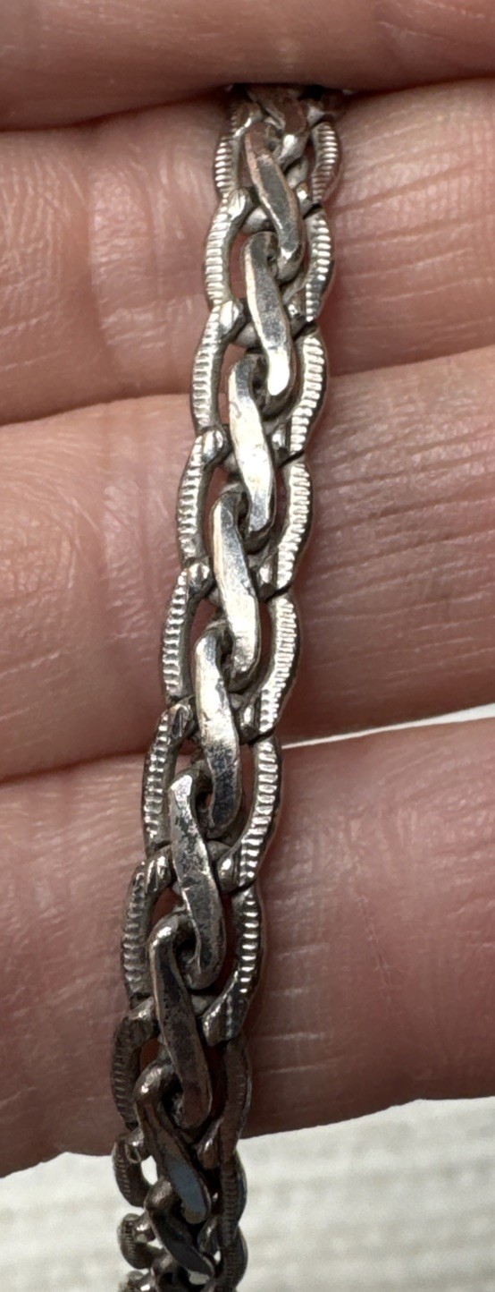 925 Sterling Chain flat woven necklace 24 1/2 Inch Long 36 Gm Sturdy And Unique