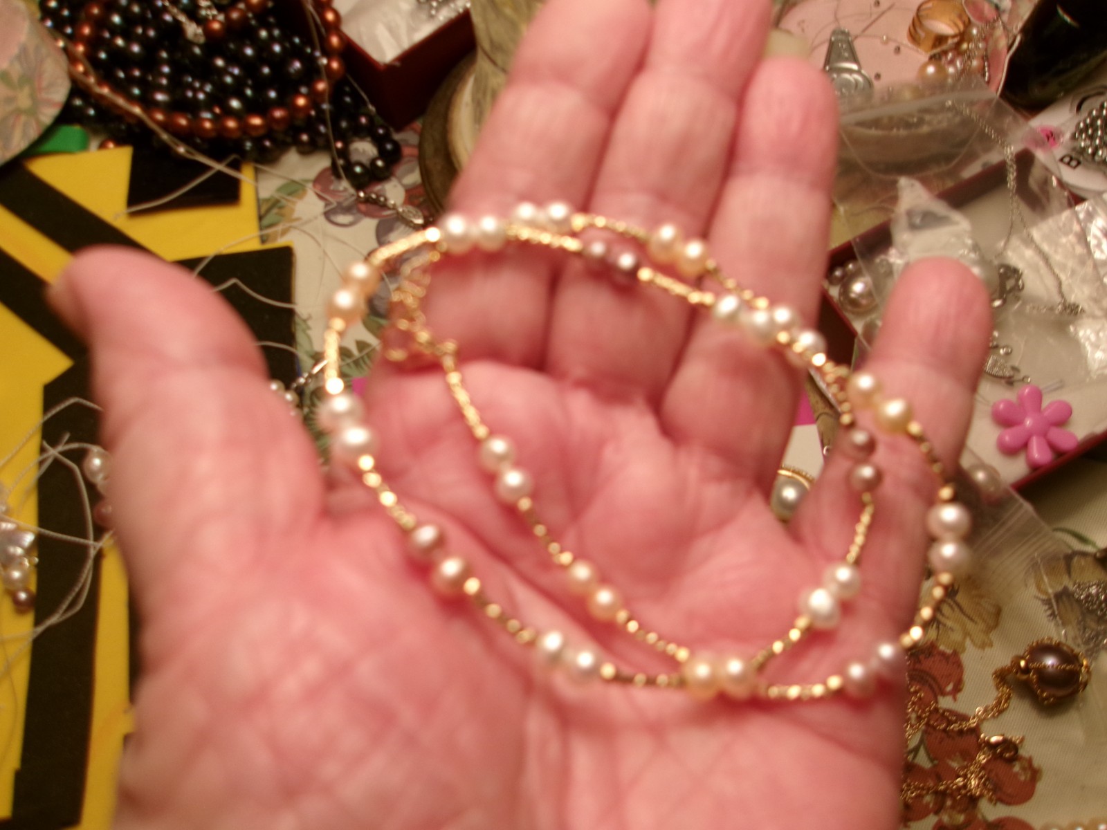 PEARL DIFFERENT COLOR PEARLS REAL CHOCKER