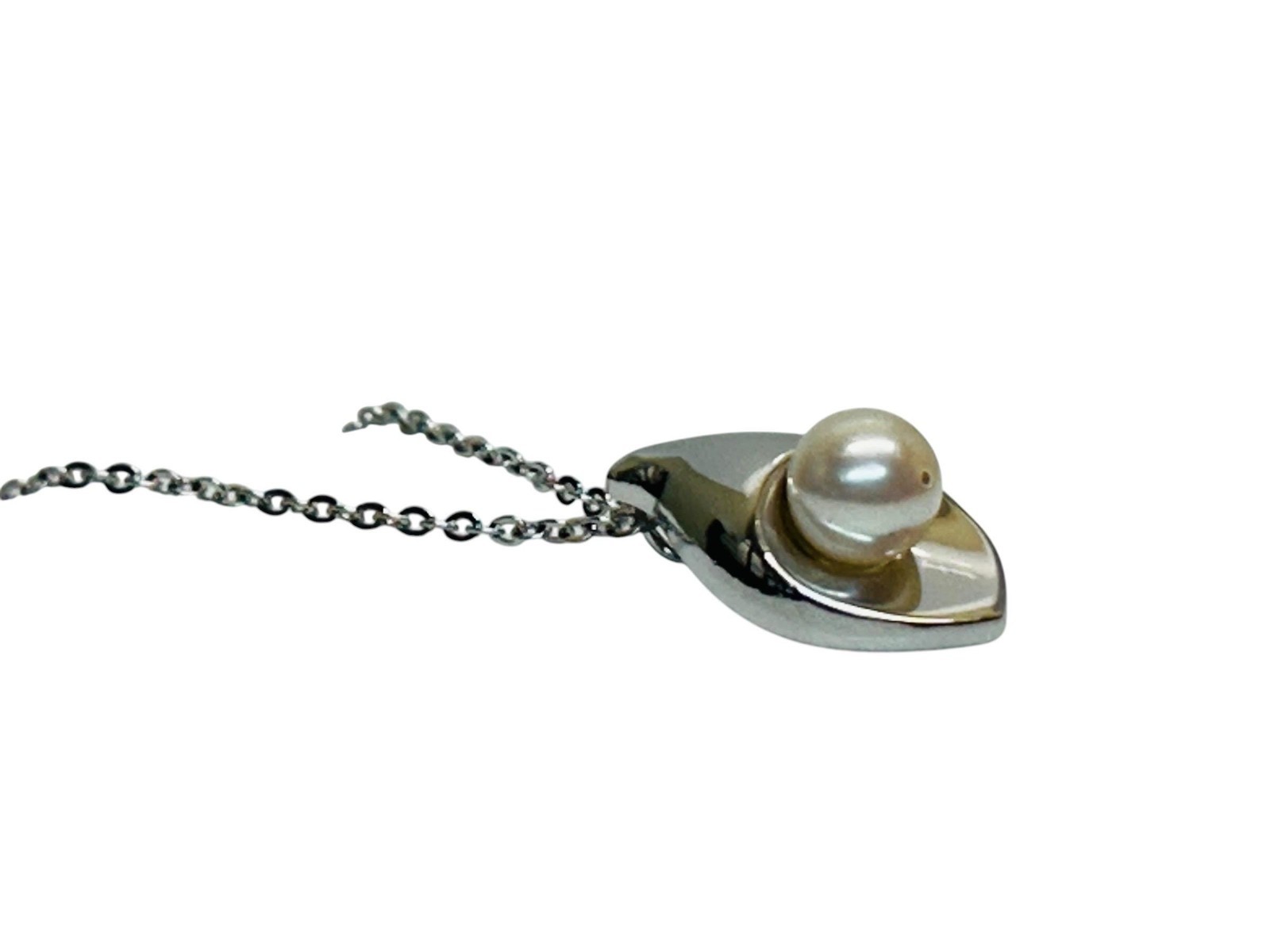 Tasaki Akoya Pearl Necklace Sterling Silver Teardrop Pendant in Original Box