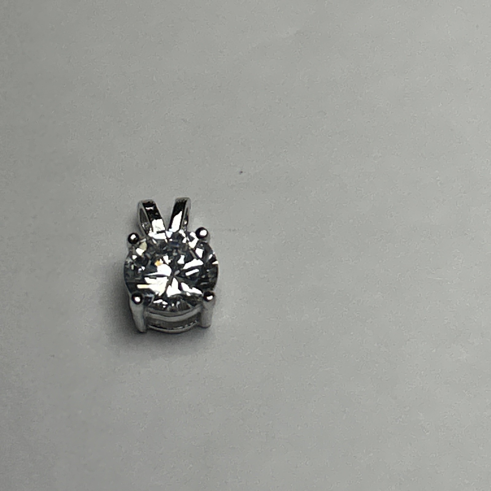 925 Sterling Silver Cz Round White Clear Ice Solitaire Pendant 7mm Colorless NEW