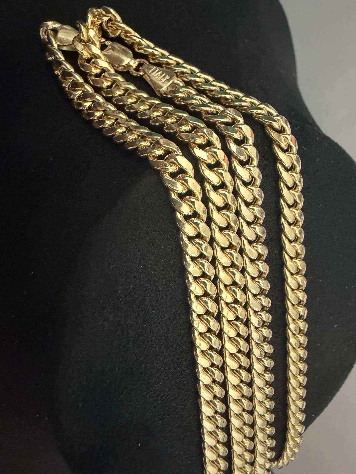 10K Solid Yellow Gold Cuban Link Chain Necklace 22”…Excellent