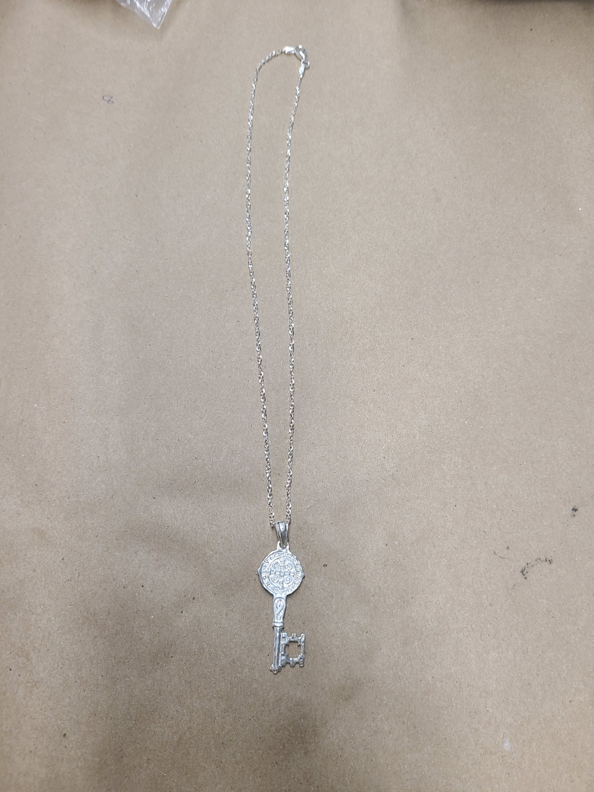 Sterling Silver Key Necklace 18″