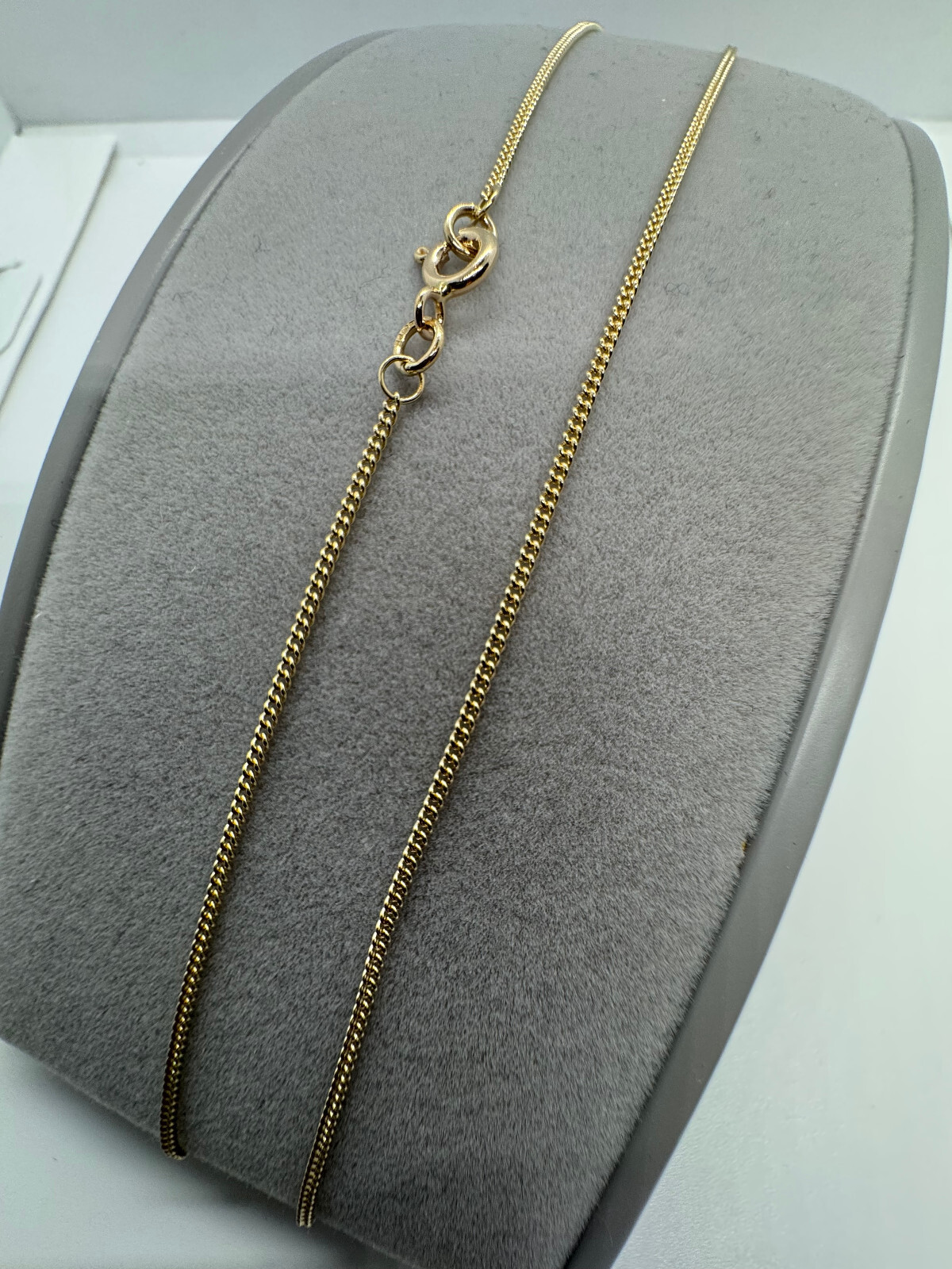 9ct Yellow Gold 1.2mm Curb Link Chain 28″ / 70cm (G14C)