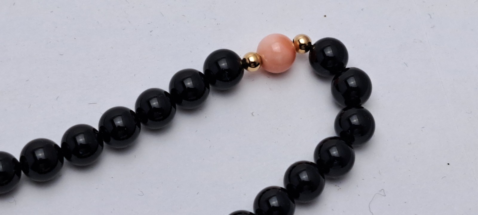 New Necklace Black Onyx 14kt Gold & Pink Corals 26 Inches