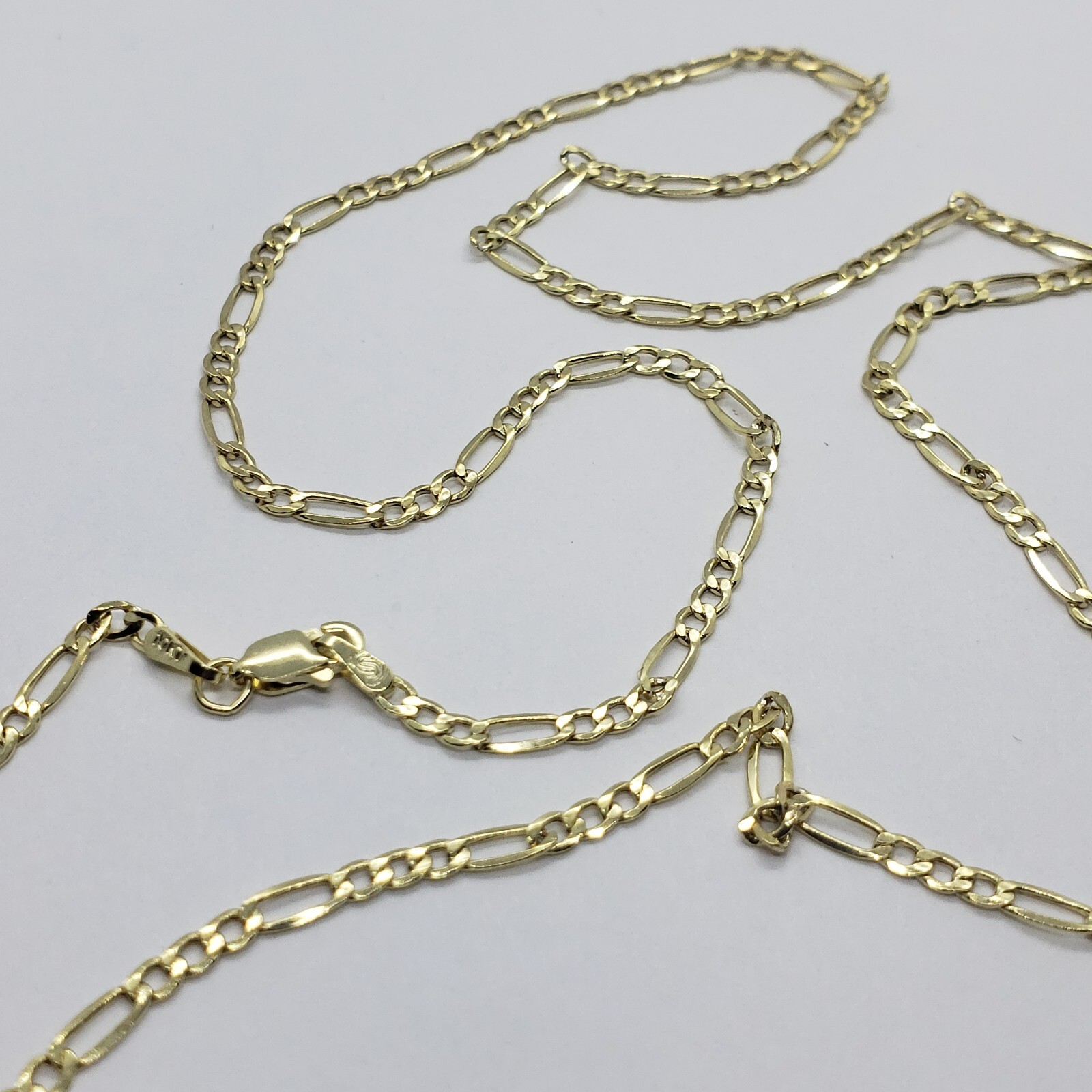 Authentic 10K Yellow Gold Hollow Figaro Chain Necklace 2.6mm Size 16″ to 26″