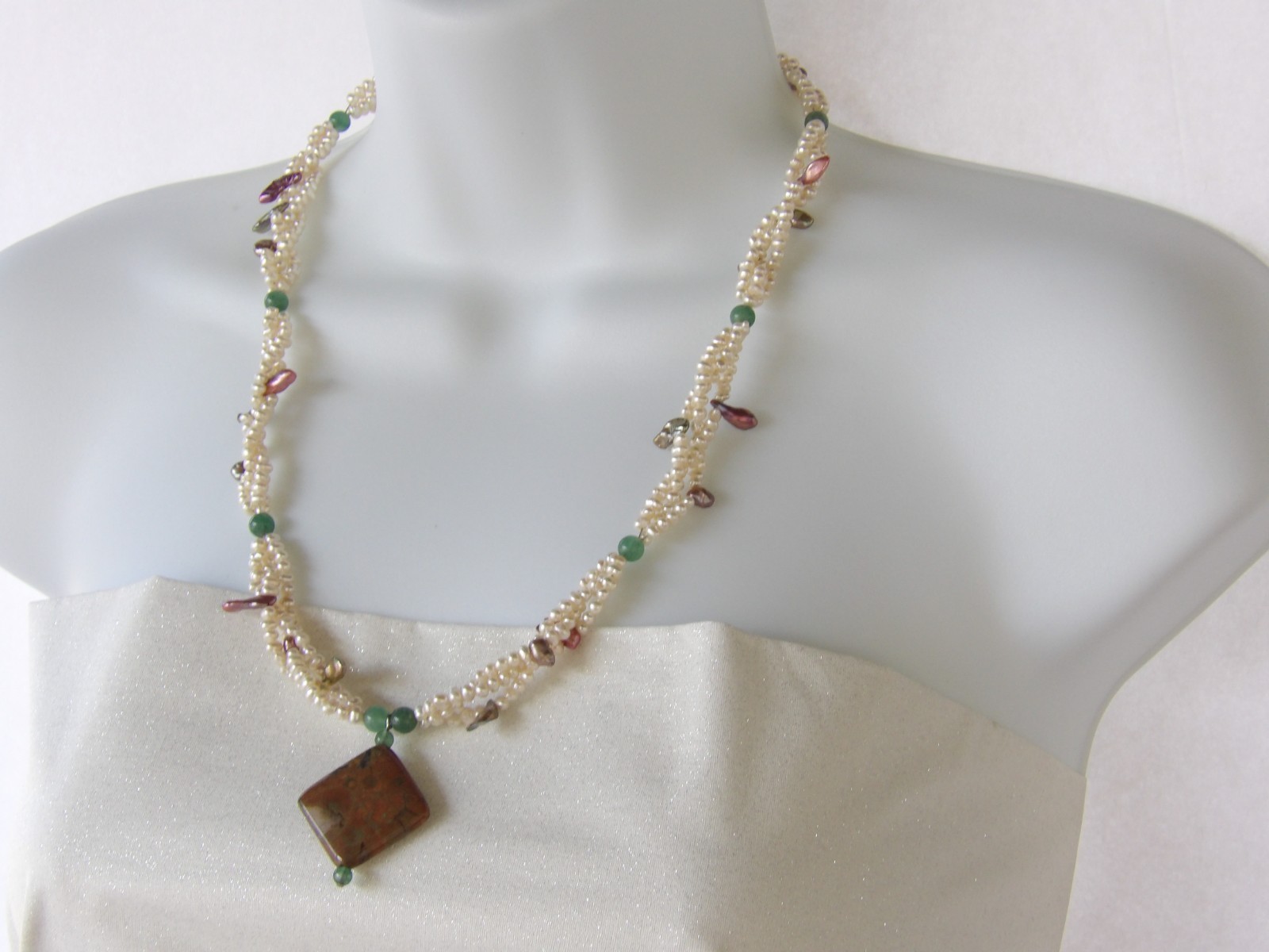 23 inches long Multicolor Aventurine & Genuine Freshwater Pearl Necklace NK958