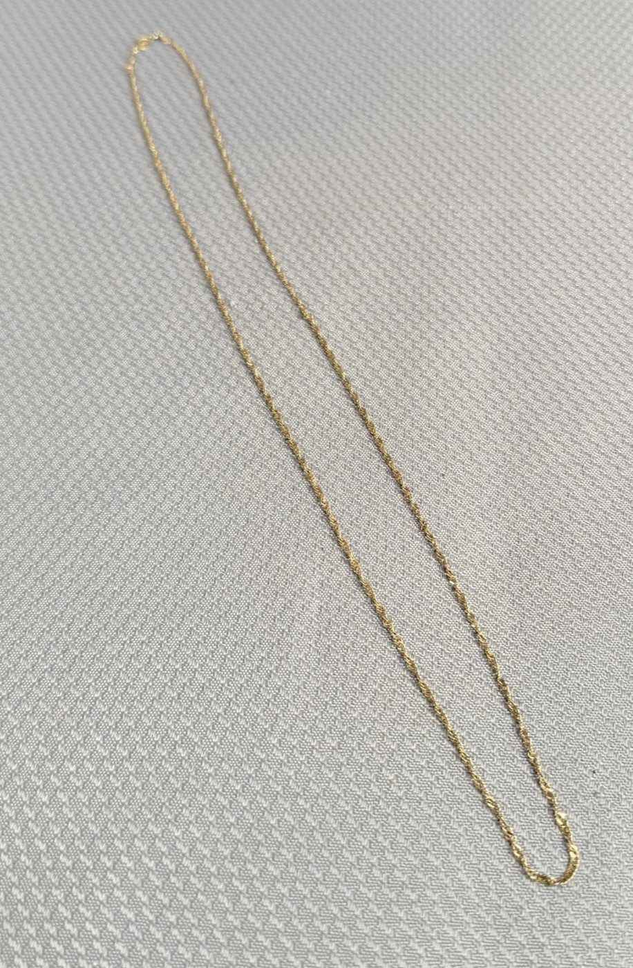 14K Yellow Gold Singapore Chain Necklace 24″ Italy Slim 1.44mm Twist 3.01g