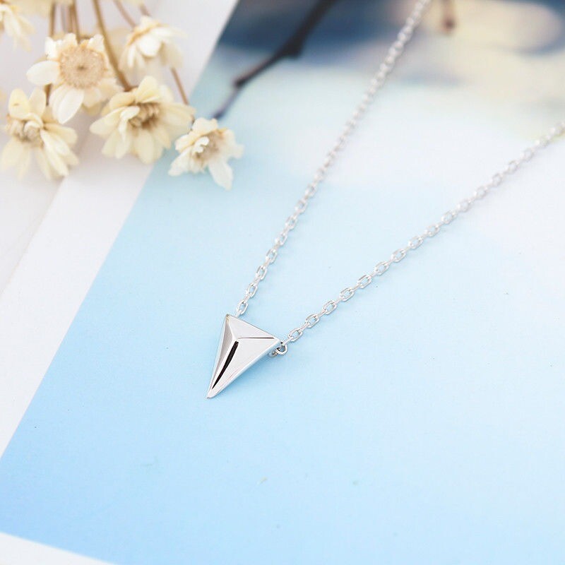 Genuine 925 Sterling Silver Lovely Fashion Triangle Drop Pendant Charm Necklaces