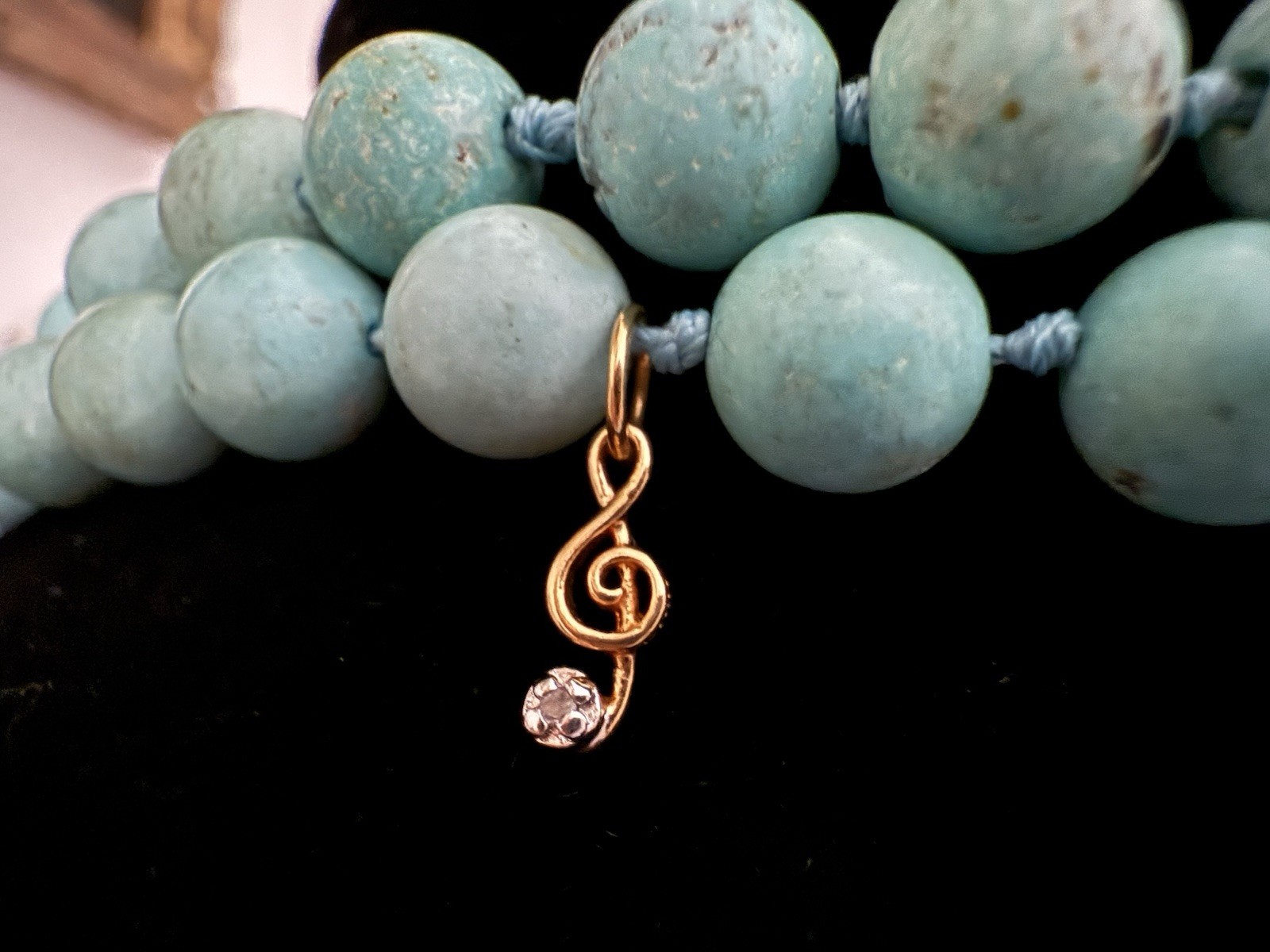 ***GORGEOUS TURQUOISE NECKLACE W/18k SMALL CHARM***