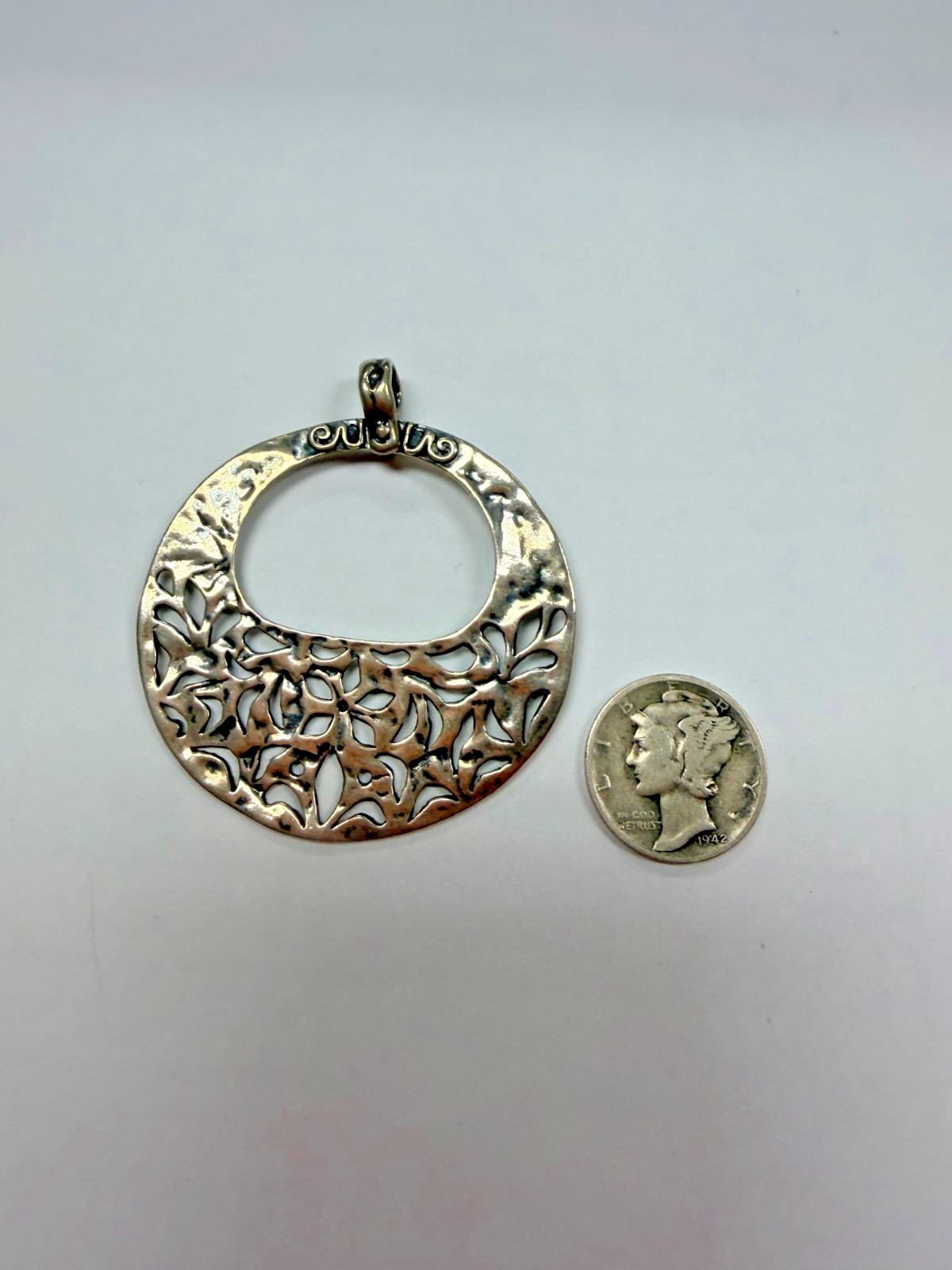 Unknown Designer Sterling Silver Round Pendant Signed Israel [115DuW]