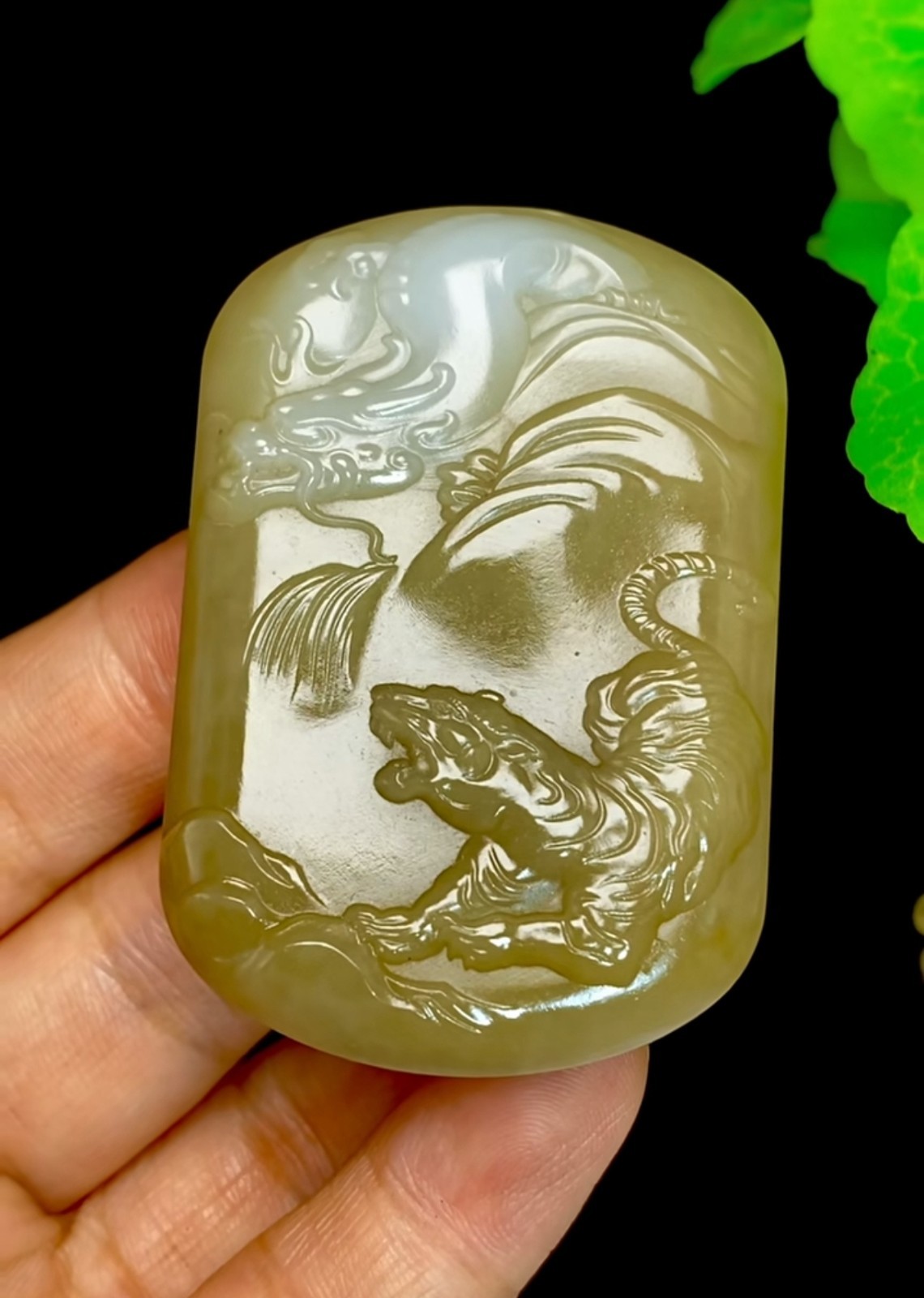 Natural Jade HeTian Nephrite Yellow Amulet Dragon Tiger Pendant Certified 0630