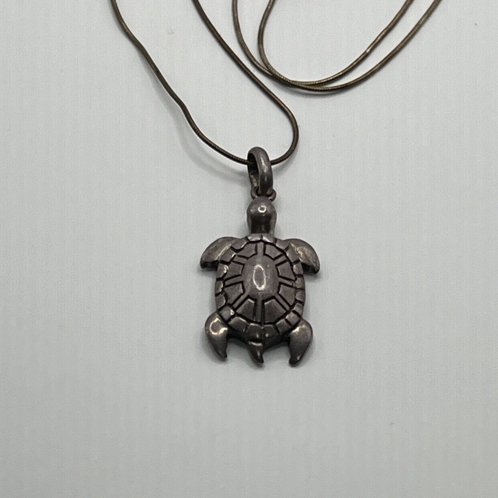 Vintage .925 Sterling Silver Sea Turtle Pendant 18” Rope Chain Necklace 5.9g