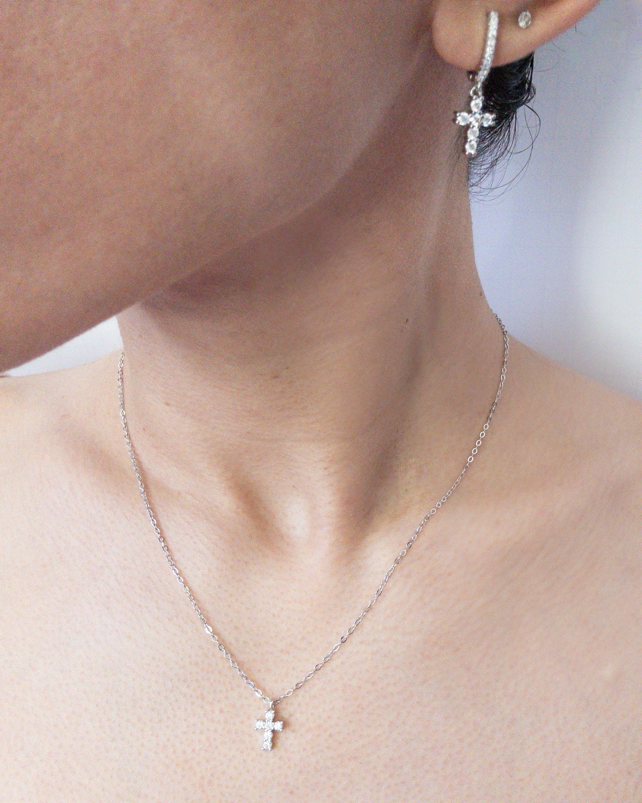 Petite Cross Necklace 925 Sterling Silver D Color VVS1 Moissanite GRA Certified