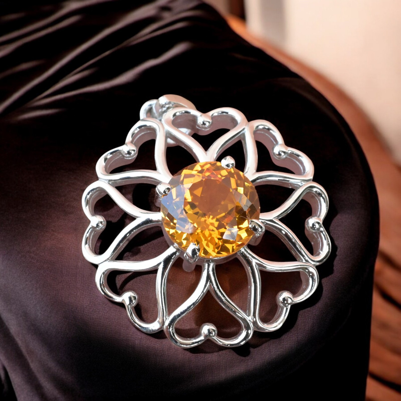 Certified Orange Sapphire 32 Ct Flower Shape Pendant 925 Sterling Silver MG002