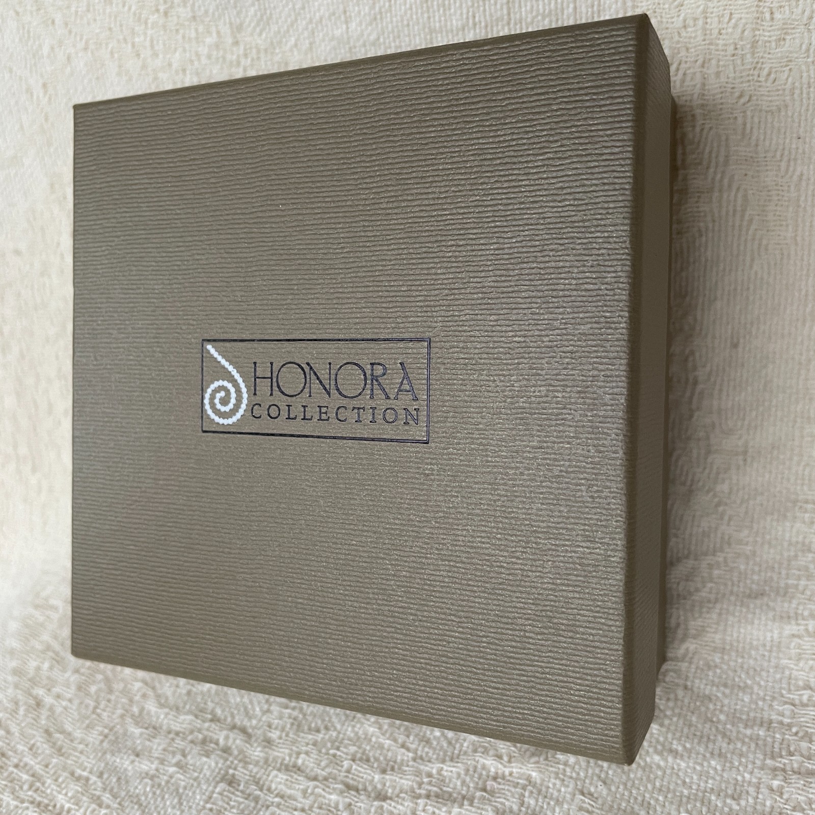 Honora 18 Inch 925 Sterling Silver Necklace, 11 mm Sliding Pearl Pendant – NEW!